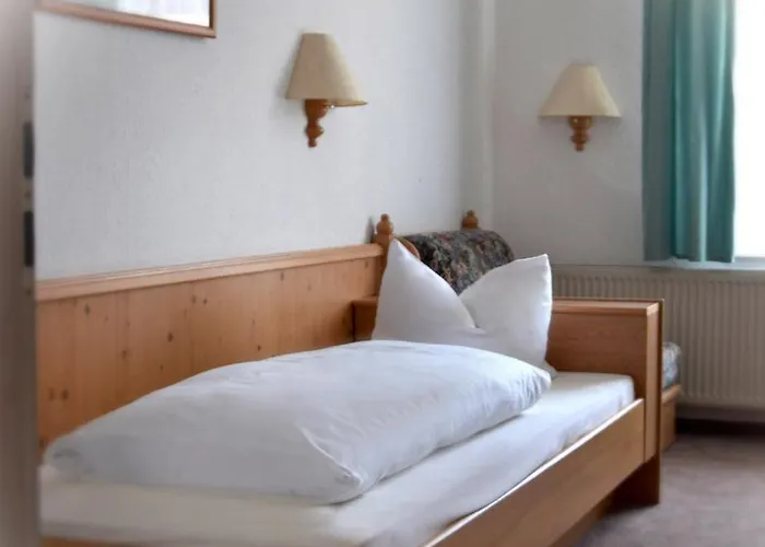 Und Stadt Nuernberg 게스트하우스 3*