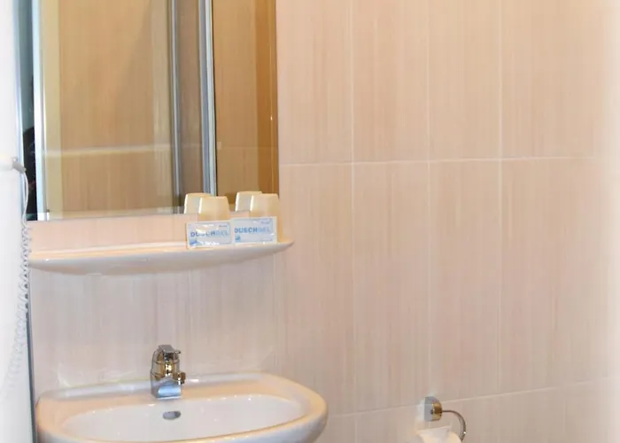 בית הארחה Und Stadt Nuernberg