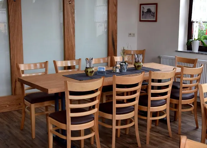 בית הארחה Und Stadt Nuernberg 3*